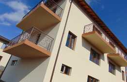 Duplex de vanzare, 180 mp, 350 mp, front 6 ml, semifinisat, zona linistita!