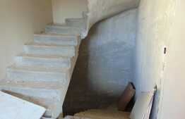 Duplex de vanzare, 180 mp, 350 mp, front 6 ml, semifinisat, zona linistita!