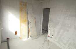 3 camere, 67 mp, semifinisat, optional garaj sau parcare! Zona strazii Teilor!