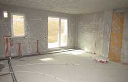 2 camere, 52,63 mp, semifinisat, etaj intermediar, zona strazii Teilor! 