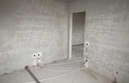 Apartament 2 camere, 47 mp, semifinisat, etaj intermediar, zona strazii Teilor! 