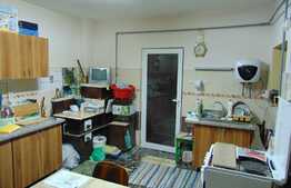 Casa individuala de vanzare, 97 mp, teren de 1071, front 17 ml, zona retrasa