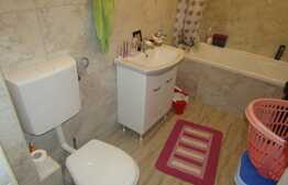 Vanzare 2 camere, 49 mp, mobilat si utilat! Zona Terra!