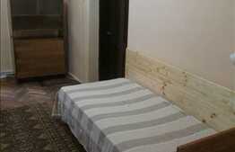 Apartament cu 3 camere, 64 mp utili, semidecomandat, cu loc de parcare.