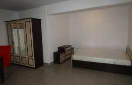 Apartament 2 camere, loc de parcare, zona Expo Transilvania