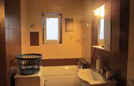 De vanzare 2 camere, 44 mp, mobilat si utilat! Zona strazii Eroilor!