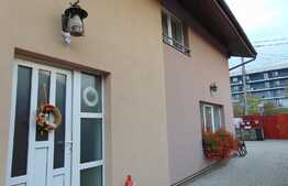 Duplex investit cu un aer de familiaritate! 72 mp, teren de 112 mp, zona strazii Campina