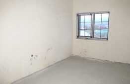 Apartament 3 camere, 66 mp, semifinisat! Parcare! Zona strazii Tautiului! 