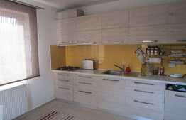 Casa de 180 mp utili, teren de 200 mp! La CHEIE! Zona Luna de Sus!