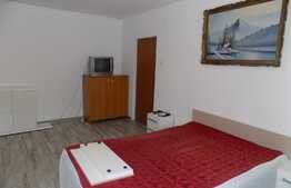 Apartament  3 camere, decomandat, garaj, 68 mp, zona strazii Dorobantilor