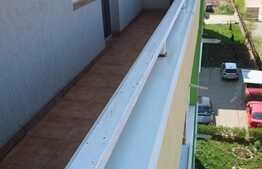 Apartament practic amenajat! 56 mp, doua balcoane, loc de parcare! Zona strazii Florilor!