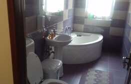 De vanzare 2 camere, 46 mp, mobilat si utilat! Zona strazii Florilor! 