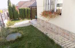 Casa individuala de vanzare, front 20ml, teren 600 mp, zona Strazii Maramuresului