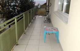 2 camere, 60 mp, garaj, terasa de 20 mp, zona Trifoiului