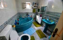 Casa individuala, 131 mp, teren 255, front 9,7 ml, cu autorizatie P+2 zona linistita