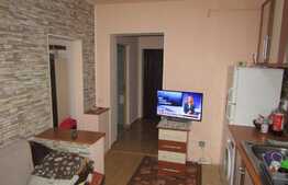 Vanzare garsoniera de 33 mp, balcon! Zona strazii Eroilor!