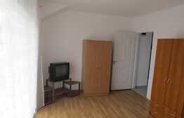 Garsoniera de 37 mp, loc de parcare! Zona strazii Avram Iancu!