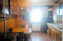 Apartament 3 camere, 72 mp, decomandat, parcare, zona Spitalul de Recuperare