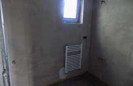 Vanzare duplex de 92 mp utili, teren de 180 mp! Zona strazii Florilor!