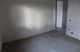 Vanzare duplex de 92 mp utili, teren de 180 mp! Zona strazii Florilor!