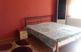 De vanzare apartament cu 2 camere, decomandat, 51 mp, zona strazii Lunii