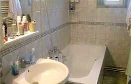 Apartament cu 3 camere, decomandat, 73 mp, zona strazii Plopilor