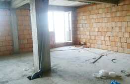 Apartament semifinisat cu 2 camere, terasa 27 mp, zona VIVO!