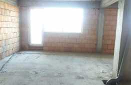 Apartament semifinisat cu 2 camere, terasa 27 mp, zona VIVO!