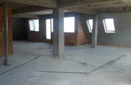 Apartament semifinisat cu 4 camere, 103 mp, terasa 30 mp, zona VIVO!