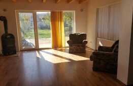 De vanzare duplex de 110 mp utili, teren de 200 mp! Zona de case!