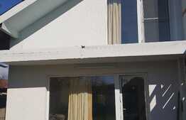 De vanzare duplex de 110 mp utili, teren de 200 mp! Zona de case!