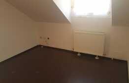 De vanzare duplex de 110 mp utili, teren de 200 mp! Zona de case!