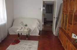 Apartament 2 camere, 52 mp, etaj intermediar, parcare, zona Hotel Royal