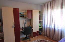 Apartament 2 camere, 48,1 mp, logie, decomandat, zona Golden Tulip