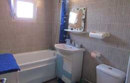 Apartament 2 camere, 48,1 mp, logie, decomandat, zona Golden Tulip