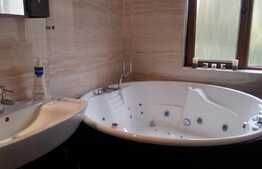 Apartament 2 camere, 47 mp, parcare, boxa, zona Piata Mihai Viteazu