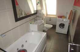 Mansarda de 120 mp, 5 camere! LA CHEIE! Zona strazii Somesului! 