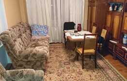 4 camere, 73 mp, etaj intermediar, boxa subsol, zona Restaurant Sinaia