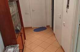 4 camere, 73 mp, etaj intermediar, boxa subsol, zona Restaurant Sinaia