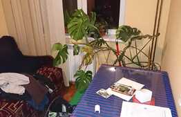 4 camere, 73 mp, etaj intermediar, boxa subsol, zona Restaurant Sinaia