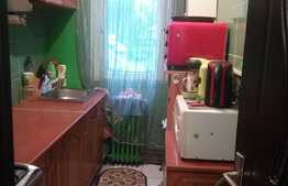 Apartament 3 camere, 47,27 mp, etaj intermediar, zona Aleea Tazlau