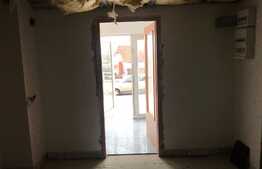 Spatiu/garaj cu acces de la nivelul trotuarului pentru investitie