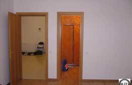 Apartament cu 2 camere 100 mp, zona centrala!