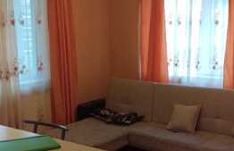 Vanzare 2 camere, la cheie! Zona strazii Eroilor! Loc de parcare!