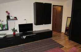 Apartament la mansarda, 42 mp, LA CHEIE, zona Piata Abator