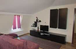 Apartament la mansarda, 42 mp, LA CHEIE, zona Piata Abator