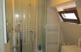 Apartament la mansarda, 42 mp, LA CHEIE, zona Piata Abator