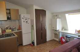 Apartament la mansarda, 42 mp, LA CHEIE, zona Piata Abator