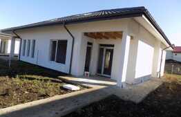 Duplex de 108 mp utili, teren de 200 mp! Semifinisat! Zona Terra!