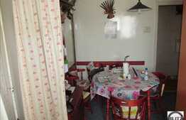 Vanzare apartament 4 camere decomandate, 90 mp utili, zona Complex Diana!